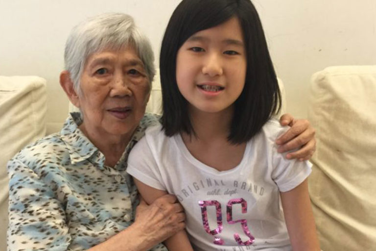 emma-yang-and-grandma